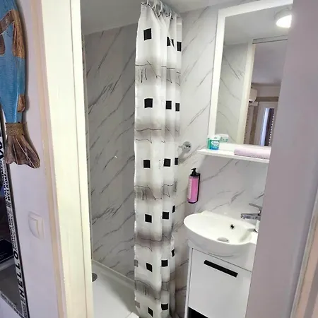 Apartma Remi *