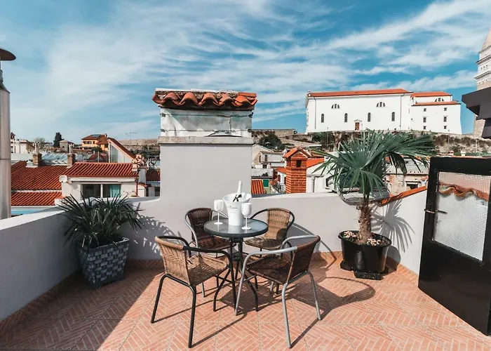 公寓 Apartma Remi *